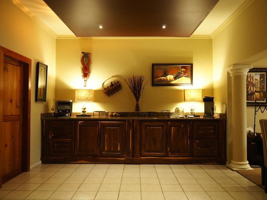Kwalala Lodge พอนโกลา ภายนอก รูปภาพ