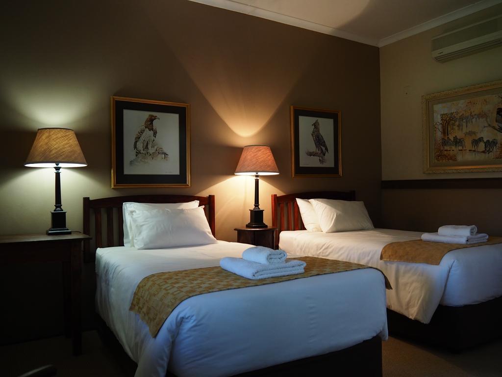 Kwalala Lodge พอนโกลา ภายนอก รูปภาพ